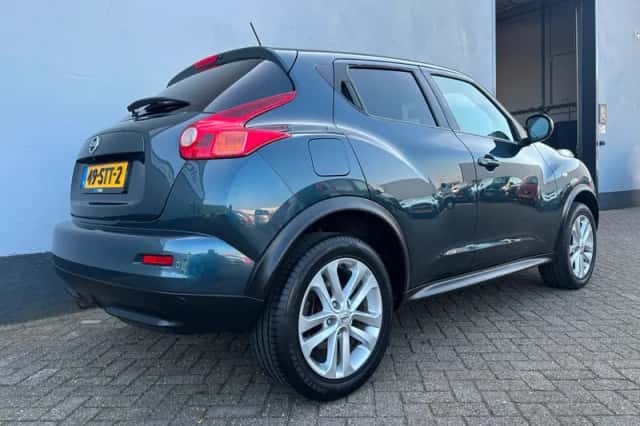 Nissan Juke (2011) thumbnail 6