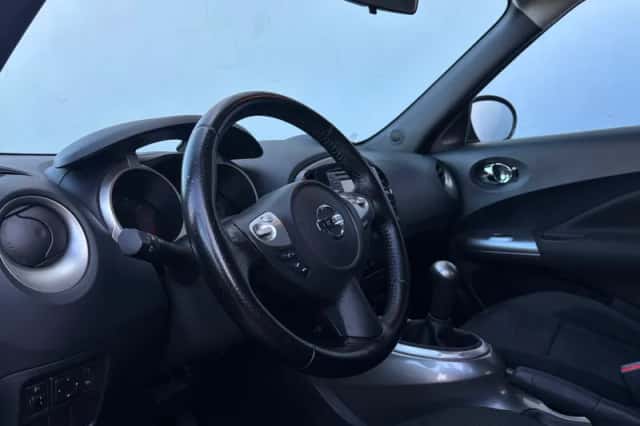 Nissan Juke (2011) thumbnail 9