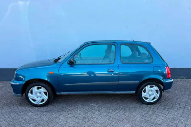 Nissan Micra (2000) thumbnail 2