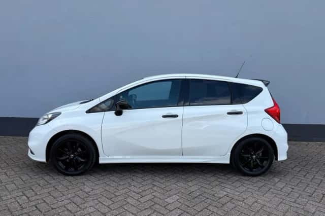 Nissan Note (2016) thumbnail 2