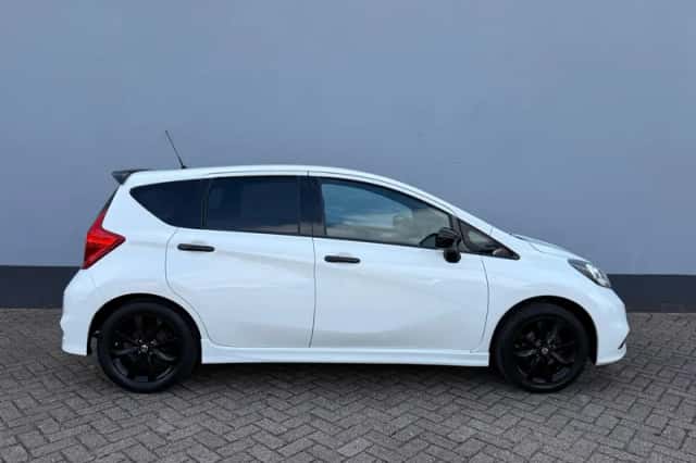 Nissan Note (2016) thumbnail 5