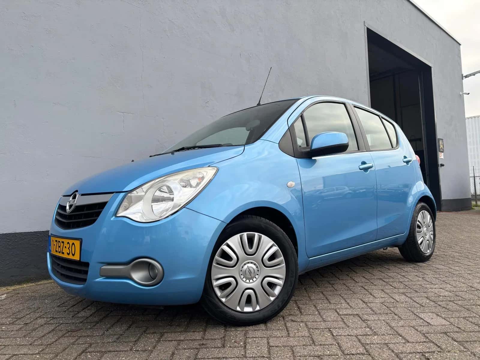 Opel Agila (2014) — foto 1