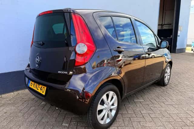 Opel Agila (2013) thumbnail 5
