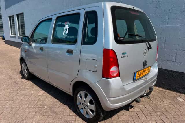 Opel Agila (2004) thumbnail 4