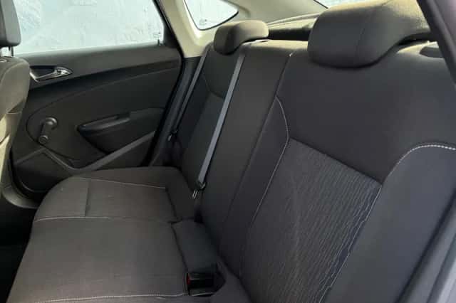 Opel Astra (2013) thumbnail 8