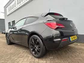 Opel Astra GTC (2014) thumbnail 3