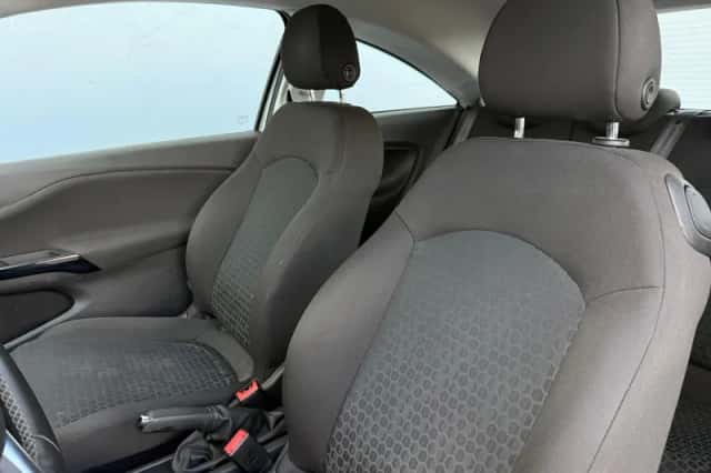 Opel Corsa (2016) thumbnail 6