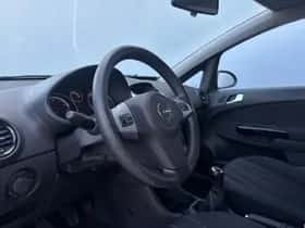 Opel Corsa (2009) thumbnail 8