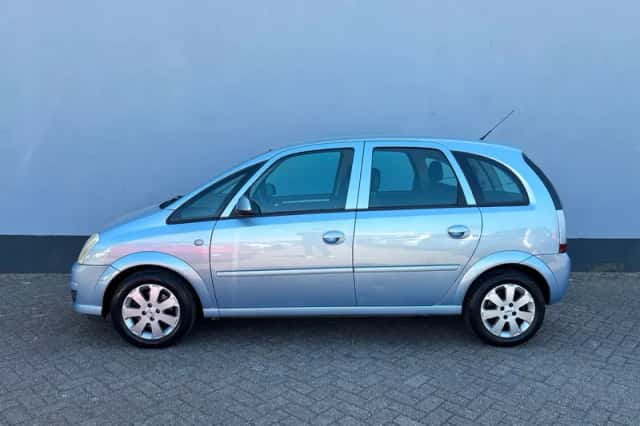 Opel Meriva (2008) thumbnail 2