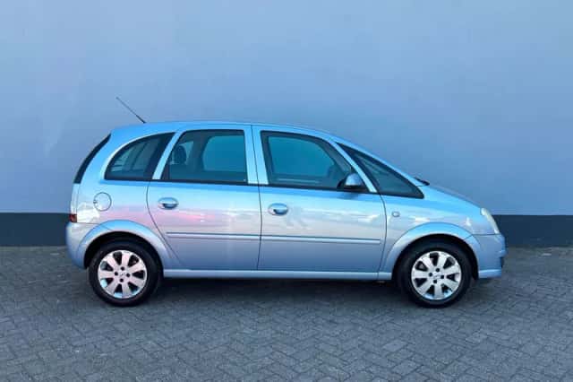 Opel Meriva (2008) thumbnail 5