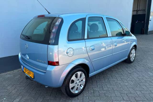 Opel Meriva (2008) thumbnail 6