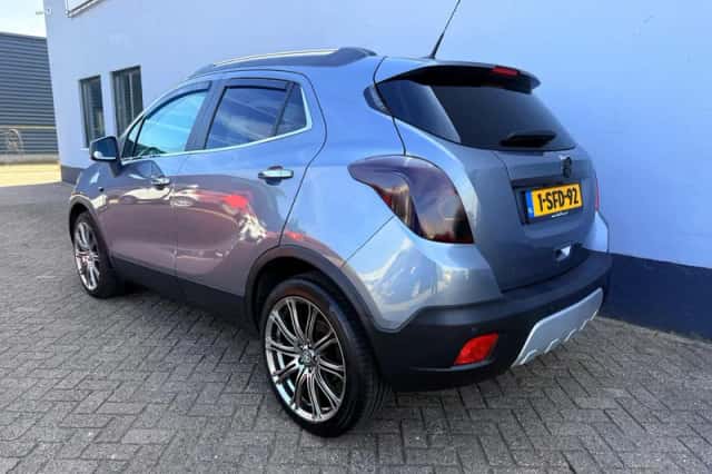Opel Mokka (2013) thumbnail 3