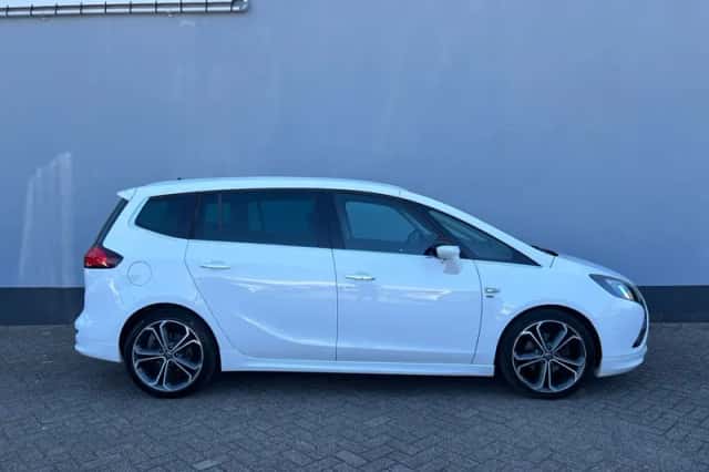 Opel Zafira Tourer (2014) thumbnail 5