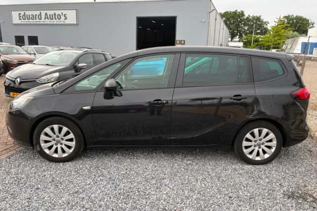 Opel Zafira Tourer (2015) thumbnail 5