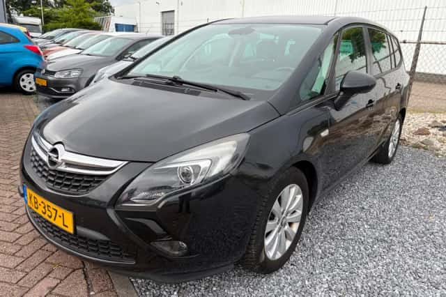 Opel Zafira Tourer (2015) thumbnail 6