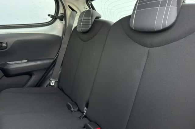 Peugeot 108 (2016) thumbnail 8