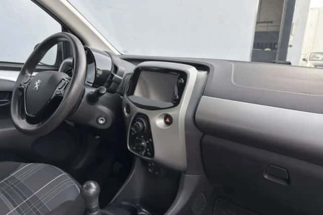 Peugeot 108 (2016) thumbnail 10