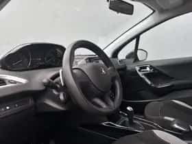 Peugeot 2008 (2015) thumbnail 9