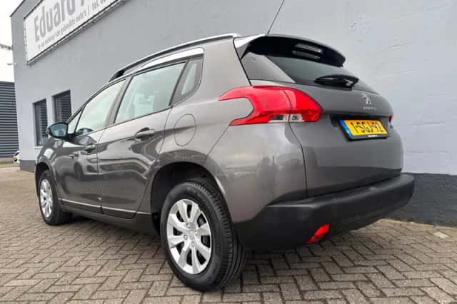 Peugeot 2008 (2013) thumbnail 3