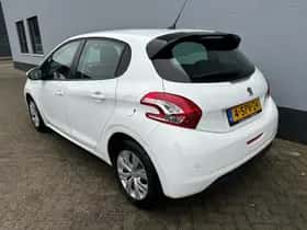 Peugeot 208 (2013) thumbnail 3