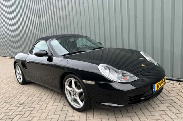 Porsche Boxster (2004) thumbnail 5