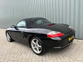 Porsche Boxster (2004) thumbnail 10