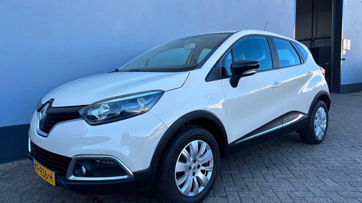 Renault Captur (2016) — foto 1