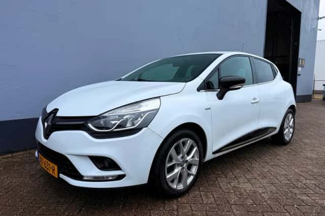 Renault Clio (2019) thumbnail 1