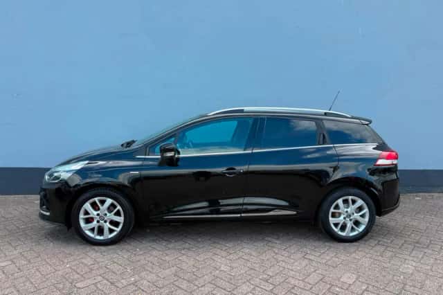 Renault Clio (2018) thumbnail 2