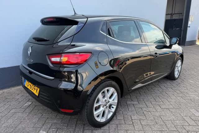 Renault Clio (2018) thumbnail 6