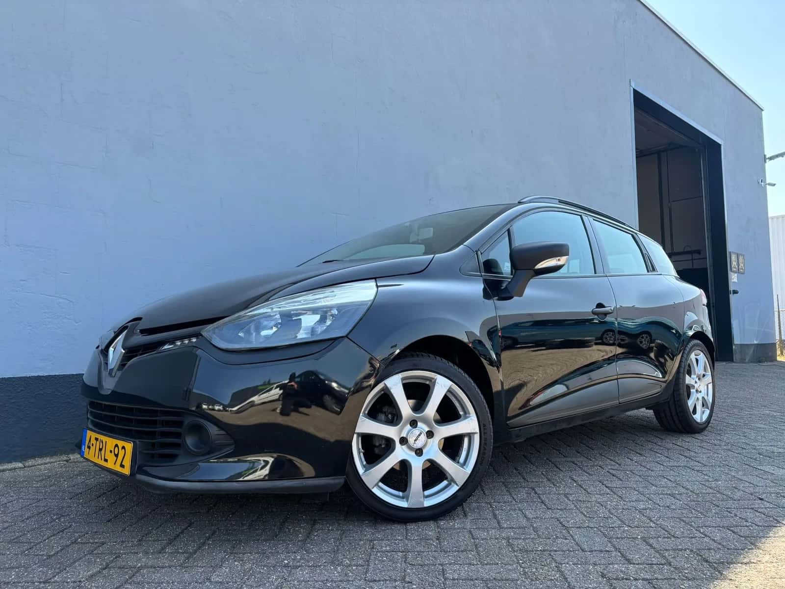 Renault Clio (2014) — foto 1