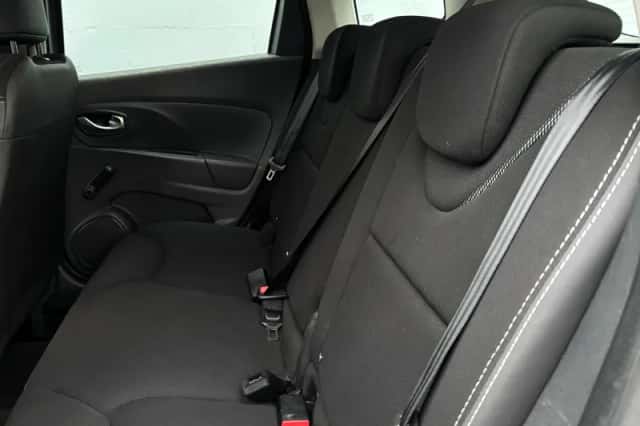 Renault Clio (2016) thumbnail 8