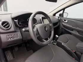 Renault Clio (2017) thumbnail 9