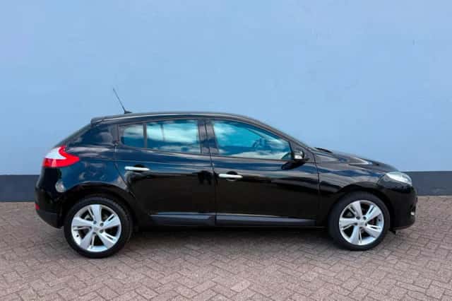 Renault Mégane (2011) thumbnail 5
