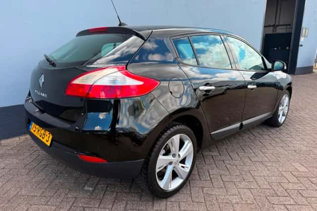 Renault Mégane (2011) thumbnail 6