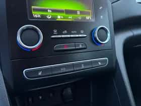 Renault Mégane (2018) thumbnail 12