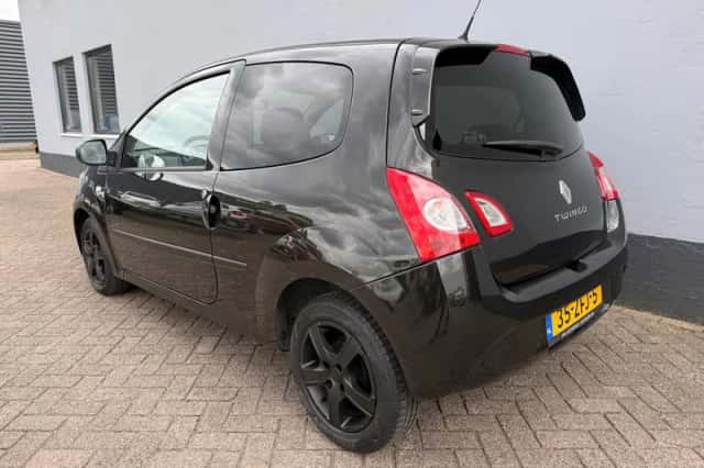 Renault Twingo (2012) thumbnail 3