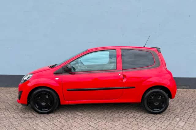 Renault Twingo (2011) thumbnail 2