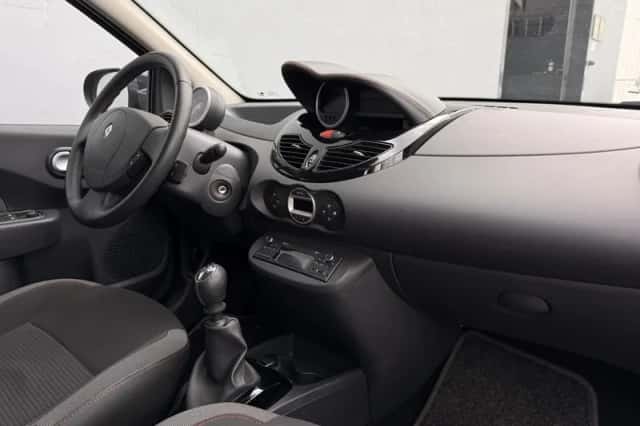 Renault Twingo (2012) thumbnail 1