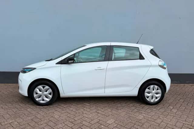 Renault Zoé (2017) thumbnail 2