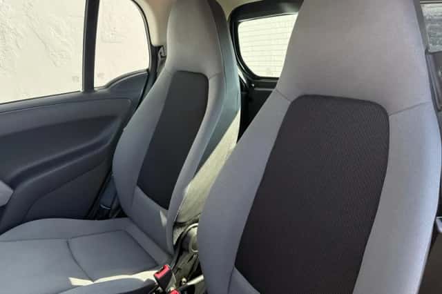 Smart Fortwo (2010) thumbnail 7