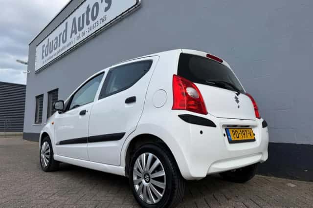 Suzuki Alto (2012) thumbnail 3