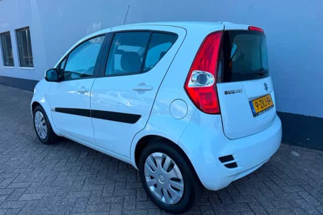Suzuki Splash (2015) thumbnail 3