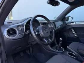 Volkswagen Beetle (2012) thumbnail 10