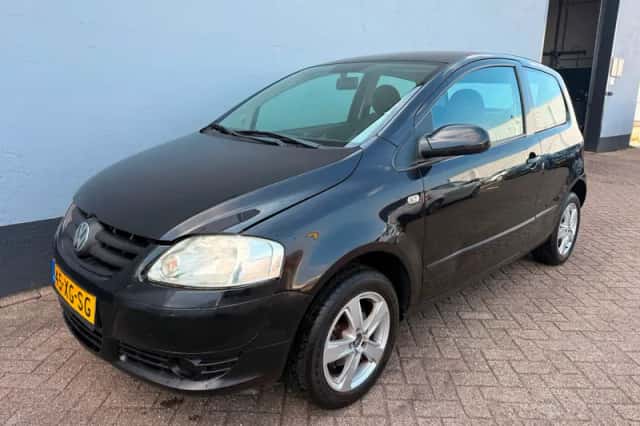 Volkswagen Fox (2007) thumbnail 1