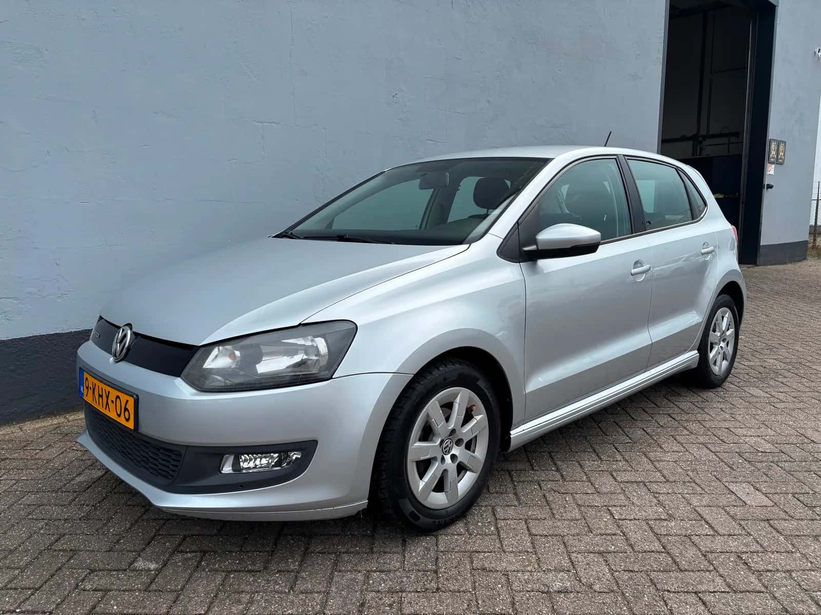 Volkswagen Polo (2013) — foto 1