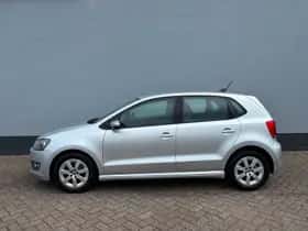 Volkswagen Polo (2013) thumbnail 2