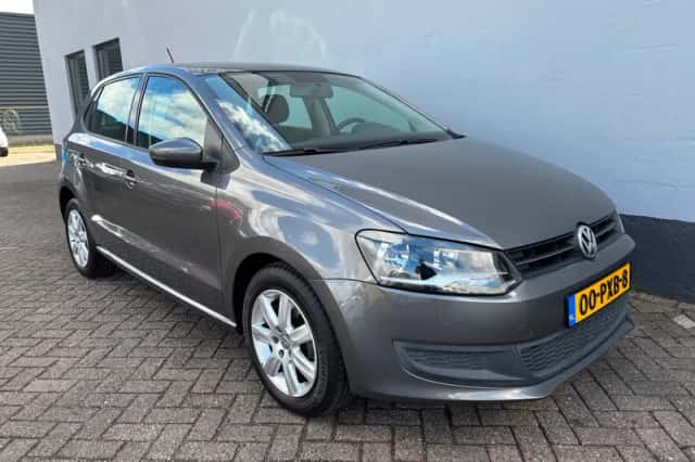Volkswagen Polo (2011) thumbnail 4