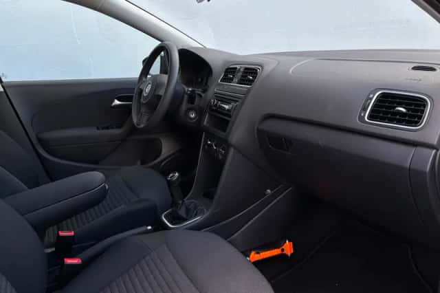 Volkswagen Polo (2011) thumbnail 10