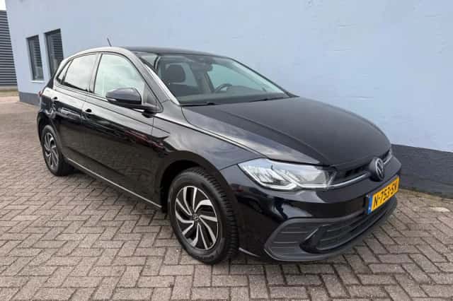 Volkswagen Polo (2022) thumbnail 4